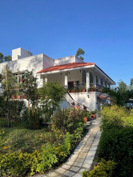 ama stays and trails bedford yercaud