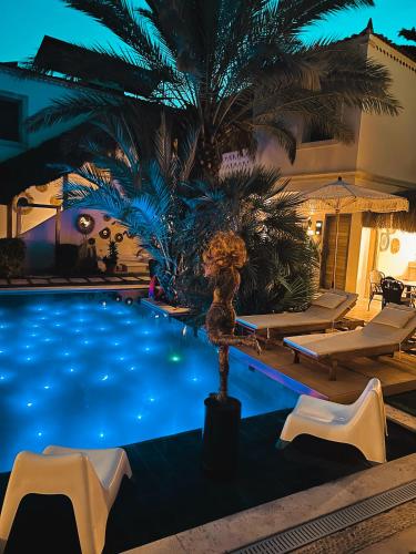 hay hotel adult only