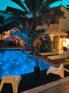hay hotel adult only
