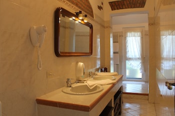 Hotel Ristorante La Torretta,Livorno Ferraris>>Bianze,2 star