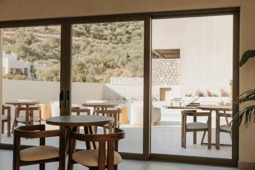 amente mindful suites