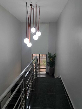 nook and cranny apartment