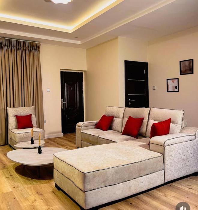 nook and cranny apartment