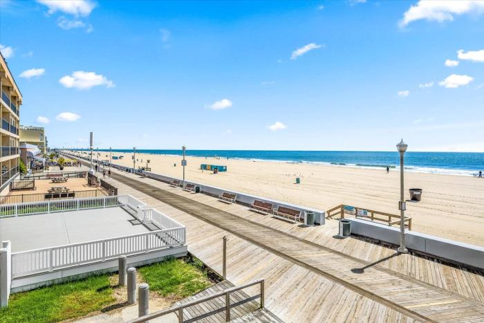 eden roc ocean front
