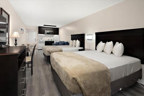 eden roc ocean front