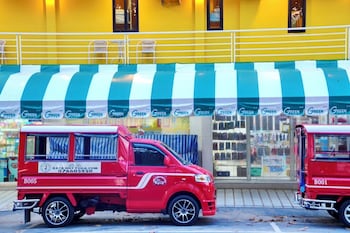 bed and beach hostel karon