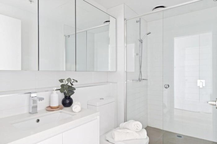 a cozy apt with city views near crown casino