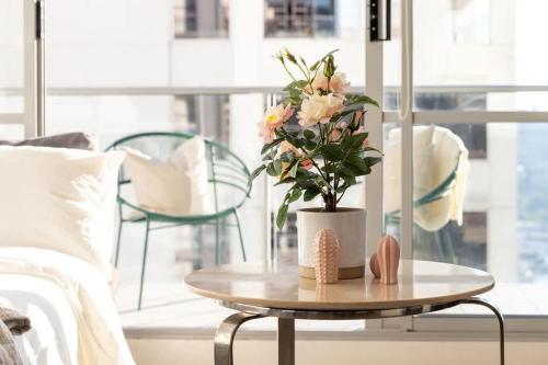 a comfy 2br apt amazing view of darling harbour