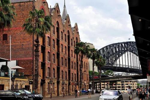 a comfy 2br apt amazing view of darling harbour
