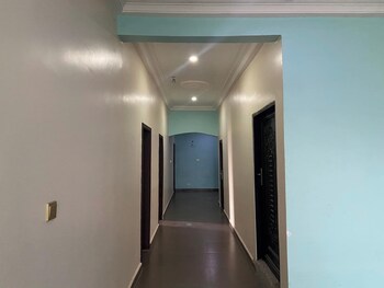 Wig And Gown Apartment,,5 star