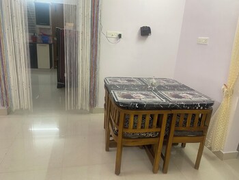 Srilakshmi Nivasa,,2 star
