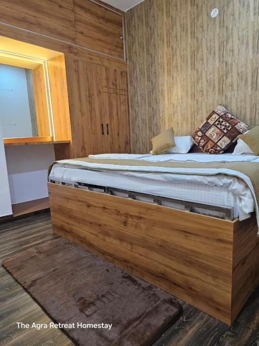 the agra retreat