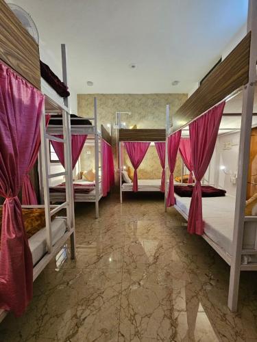 the agra retreat
