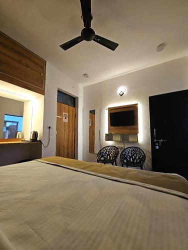 the agra retreat