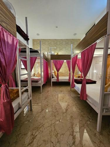 the agra retreat