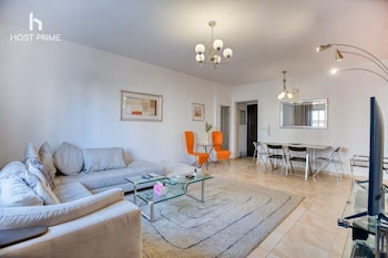 Comfy Apartment In Rehab City,,3 star