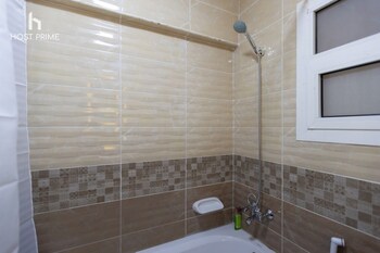 bright apartment in rehab city