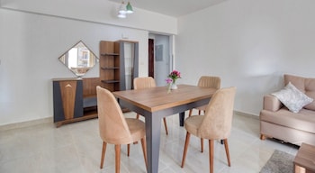 Bright Apartment In Rehab City,,3 star