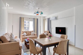 bright apartment in rehab city