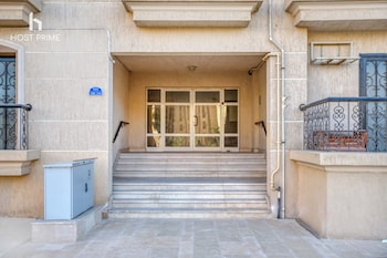 Bright Apartment In Rehab City,,3 star