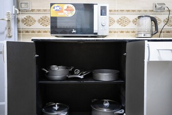 Bright Apartment In Rehab City,,3 star