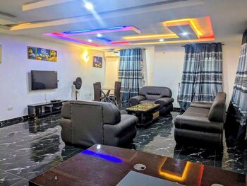 Evergreen Unique Serviced Apartment,,5 star