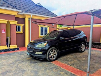 evergreen unique serviced apartment