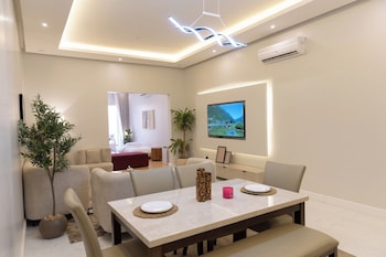 Modern Apartments,,3 star