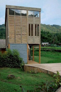 lomhaijai homestay
