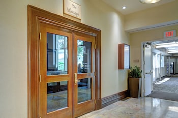 eclipse studio at signature hotel