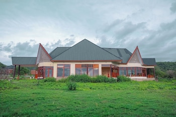 furaha luxury lodge