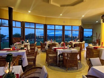 furaha luxury lodge