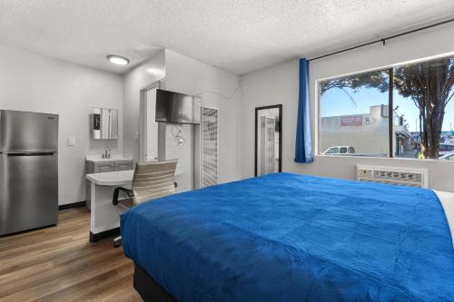 studio lodge hotel