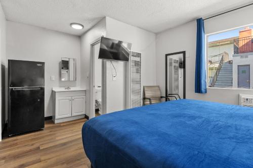 studio lodge hotel