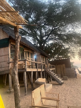 Quest Lodges And Safaris,,4 star