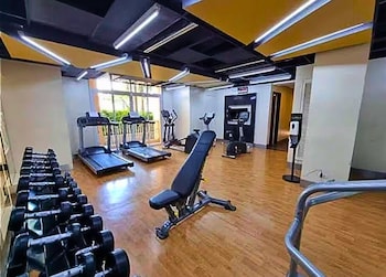 live luxury living at bgc venice