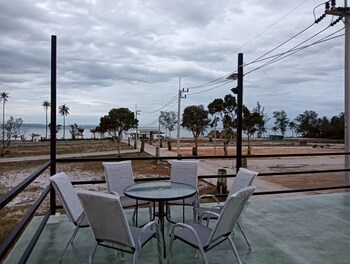 aandb beach villa at vk