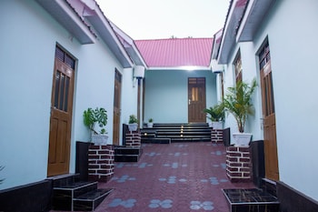 Sanawari Lodge,,3 star
