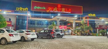 Legasy Suites And Resorts,,3 star
