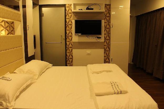 the shelter hotel and resorts
