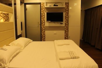 the shelter hotel and resorts