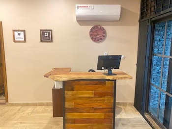 Meridian Residence,,4 star