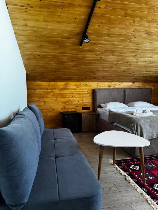 aparan guest house