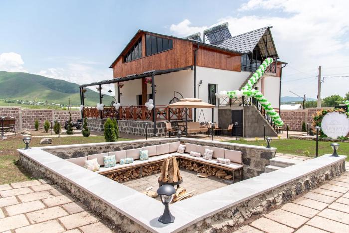 aparan guest house