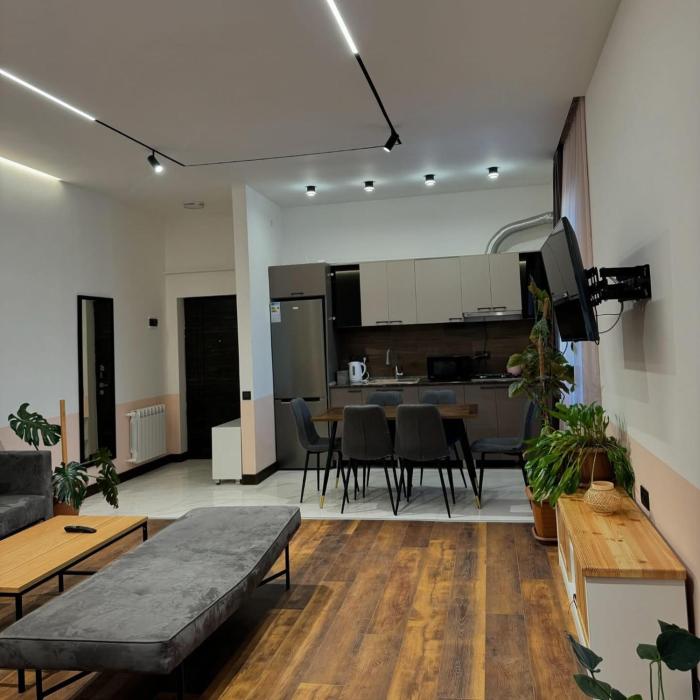 aparan guest house