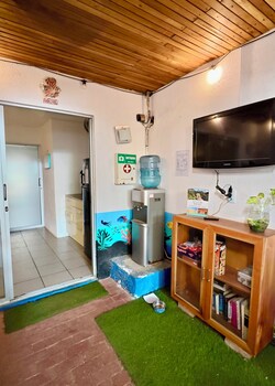 Ocean Lovers Taganga Dive Center& Hostel,,2 star