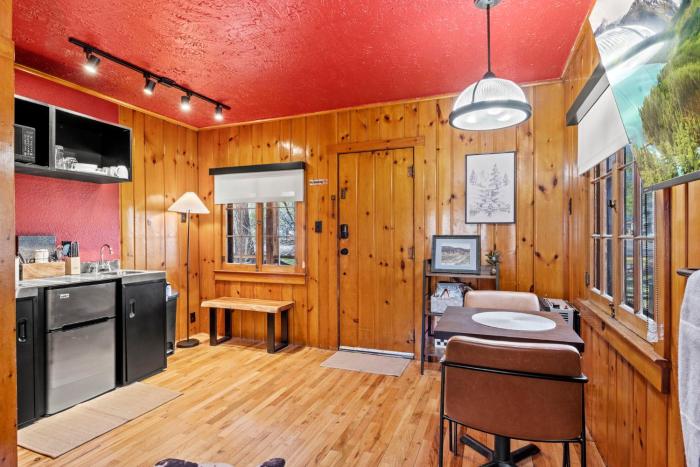 timber lodge cabins 24