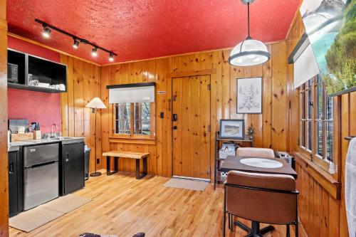 timber lodge cabins 24