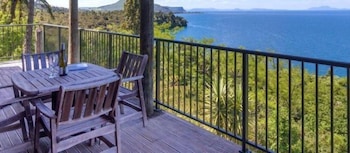 Pukawa Villas (Formerly Oreti Village Resort),,4 star