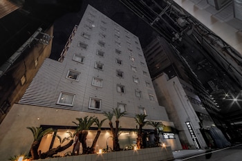 henn na hotel express osaka namba nipponbashi annex
